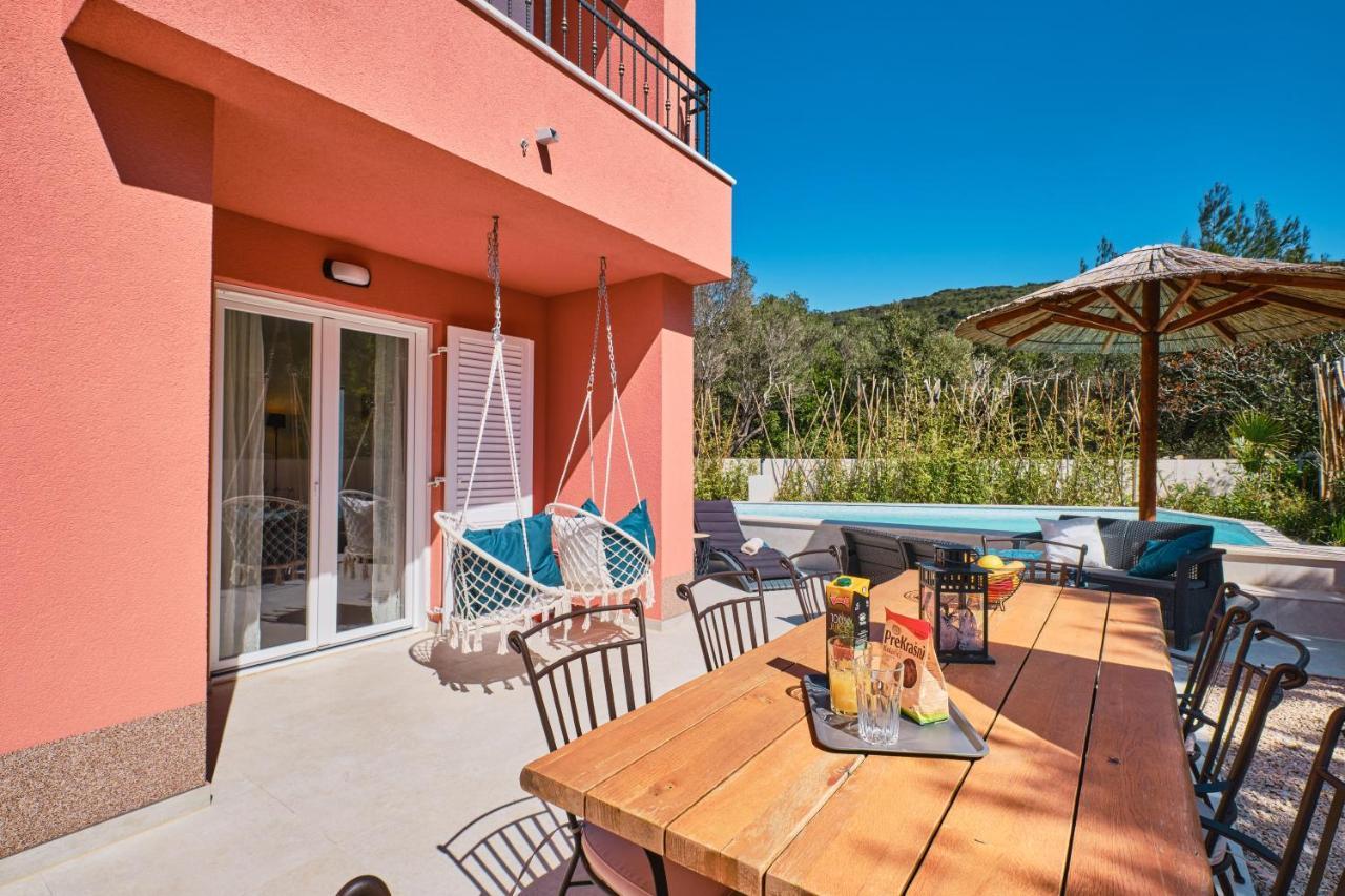 Meacres Sun Villa Miholascica Kültér fotó