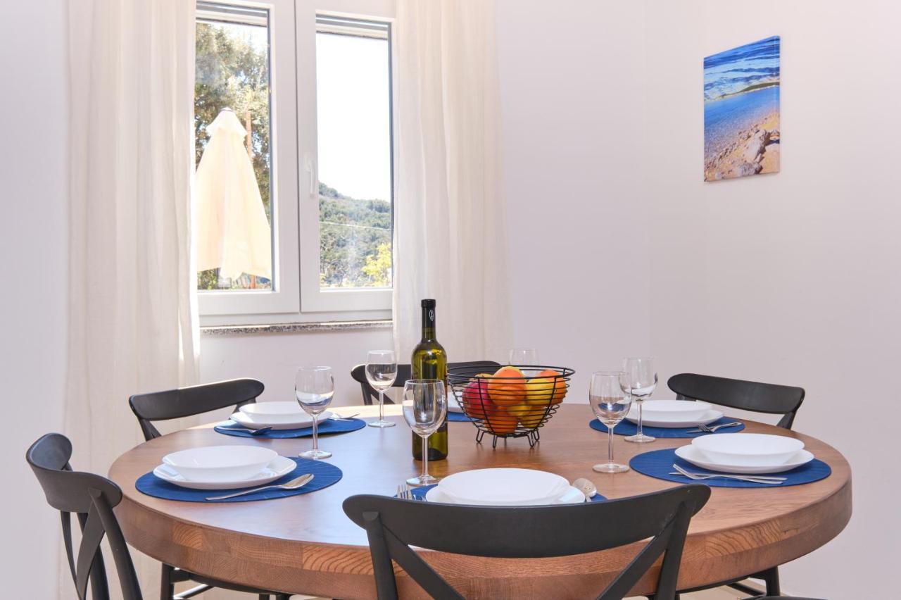 Meacres Sun Villa Miholascica Kültér fotó