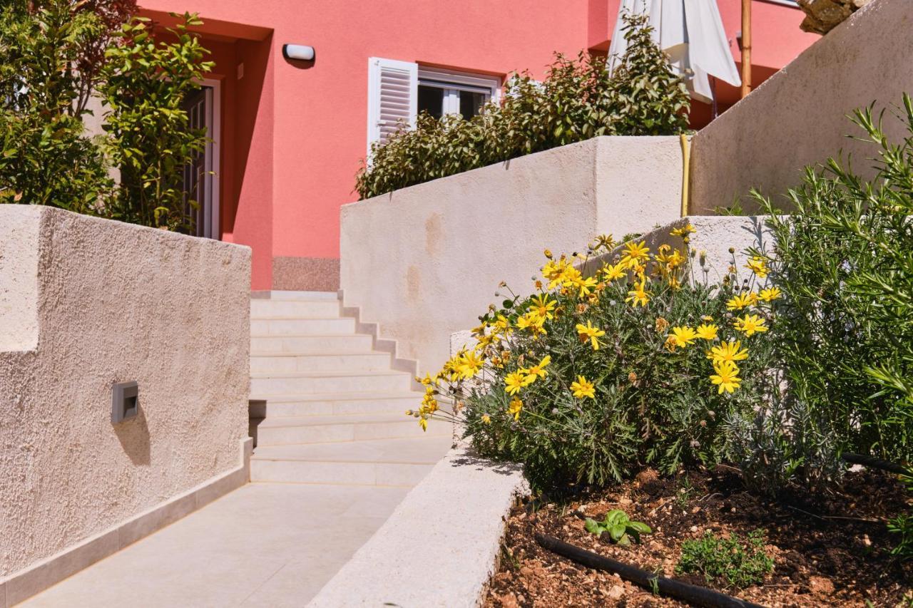 Meacres Sun Villa Miholascica Kültér fotó