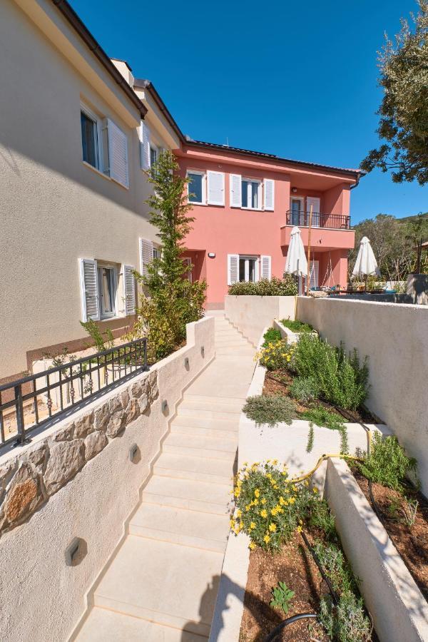 Meacres Sun Villa Miholascica Kültér fotó